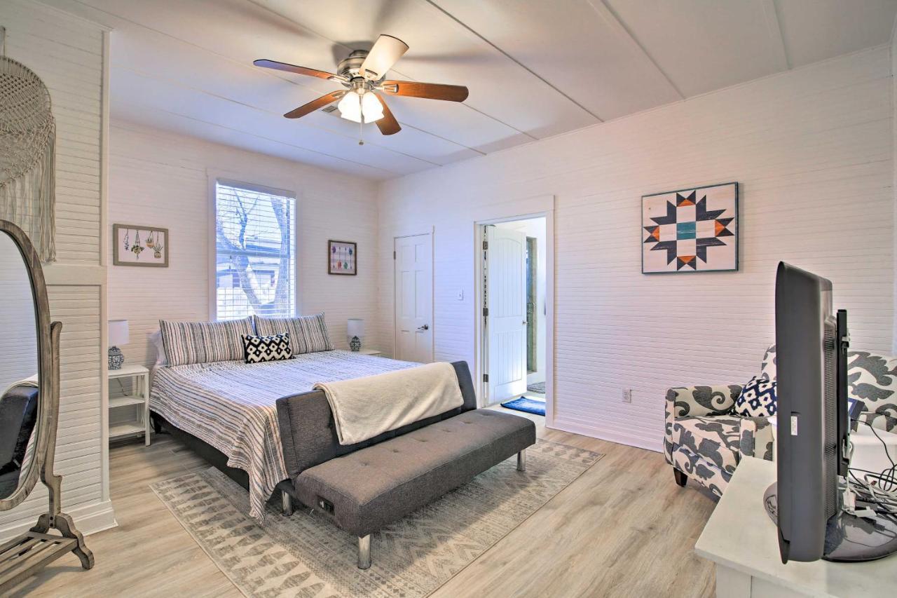 Texas Home With Backyard Oasis, Walk To Main St Фредериксбург Екстериор снимка