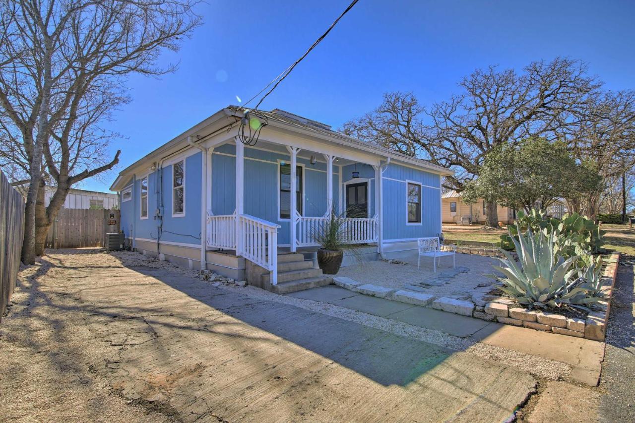 Texas Home With Backyard Oasis, Walk To Main St Фредериксбург Екстериор снимка